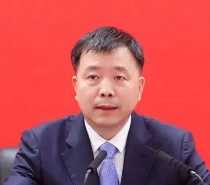张振丰先后主政临安和余杭,2021年6月被授予"全国优秀县委书记"称号
