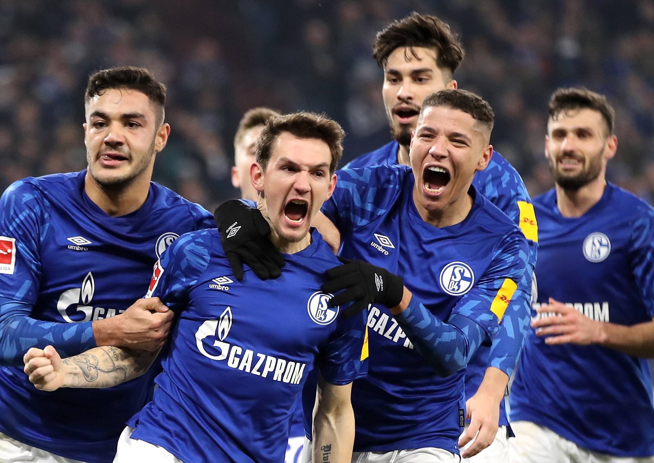 今日二串一足球 : 沙尔克04 vs 埃沃斯堡 ,热那亚 vs 维罗纳_比赛