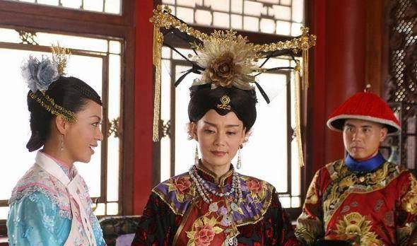 这位珍妃出身于满洲镶蓝旗的赫舍里氏家族,生于嘉庆十二年,父亲容海曾