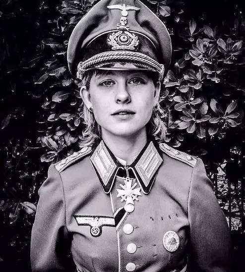 会计等后勤和文职工作,也有部分女兵成为集中营的看守,比如奥斯维辛