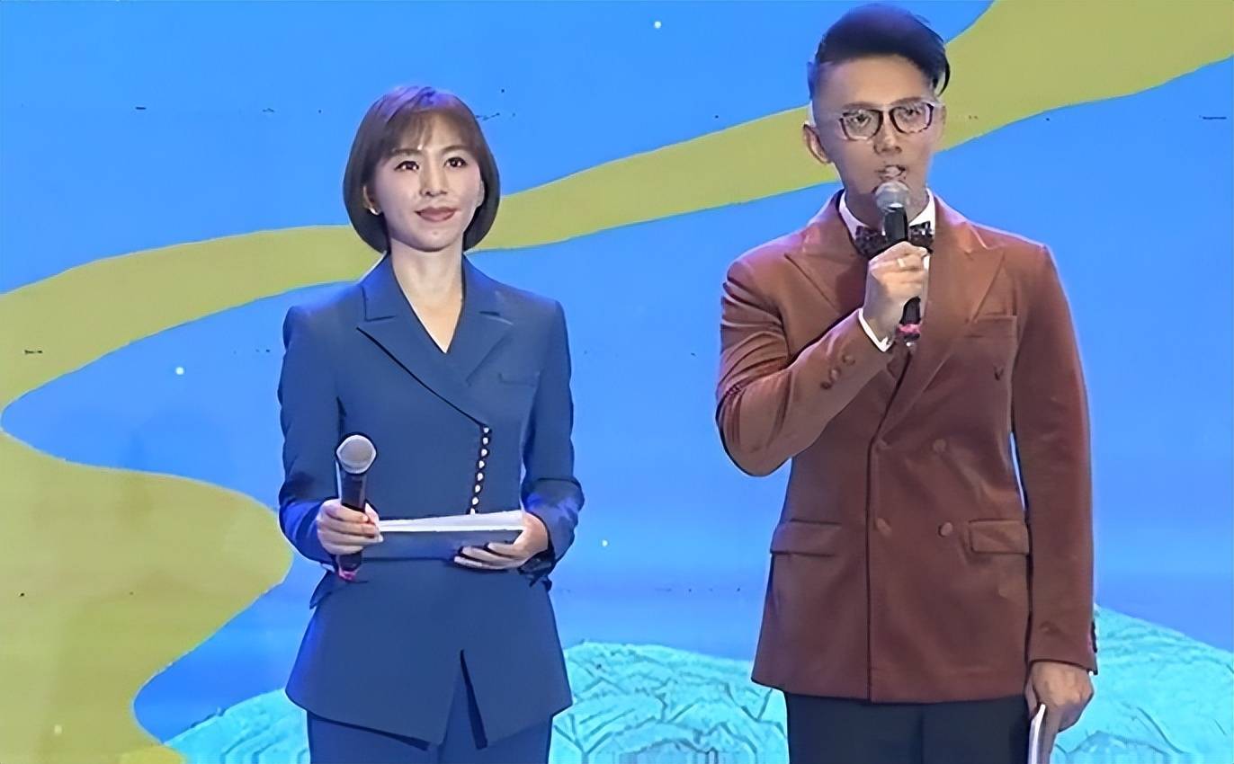 欧阳夏丹:刚结束桂林探亲之旅,就马不停蹄赶赴东营主持商演活动_黄河