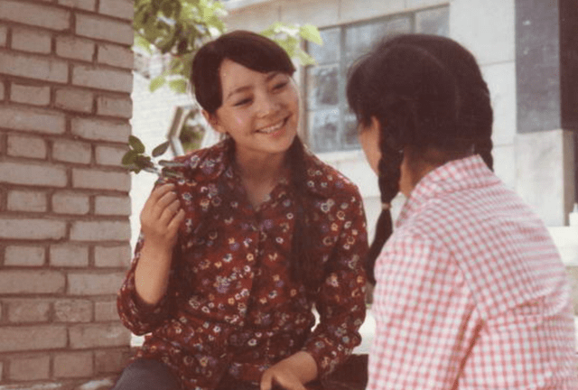 "京圈名媛"宋丹丹,靠直爽征服5个男人,十年婚姻被婚外情毁灭_袁刚