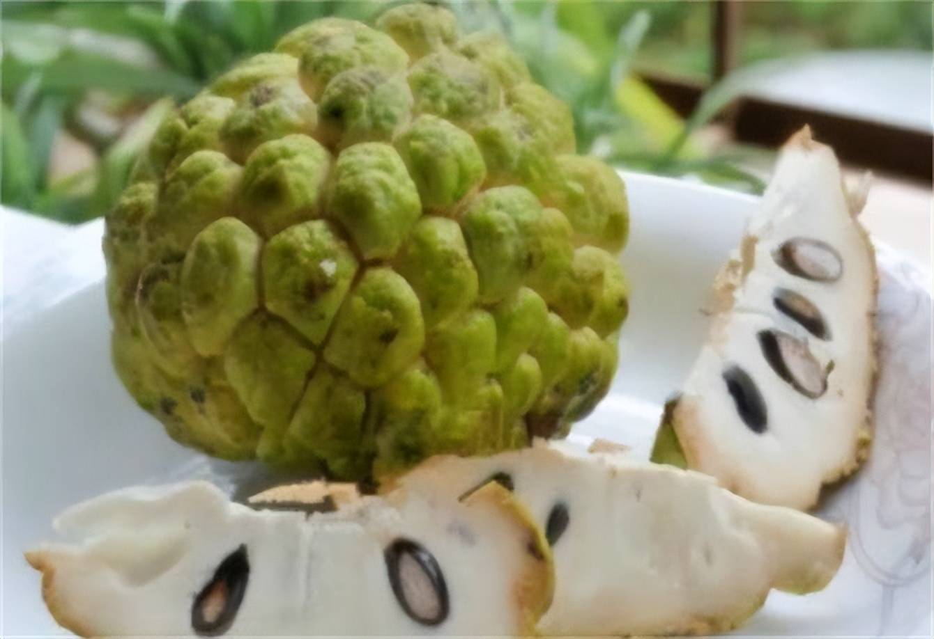 释迦果怎么吃才正确?教你3种方法,简简单单,一学就会_食用_口感_水果
