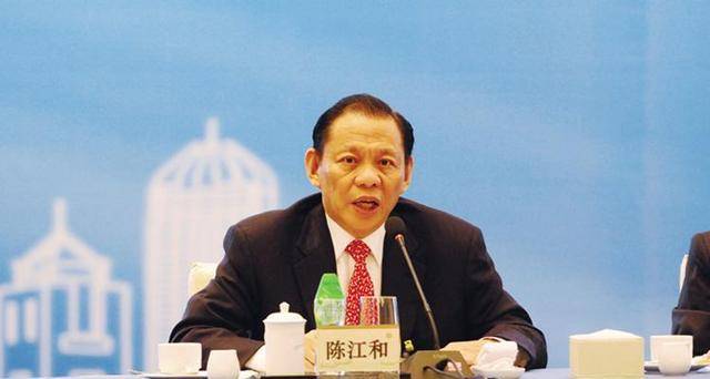 他57岁成印尼首富,给中国捐款3亿,说根在中国,自己是中国人_陈江和