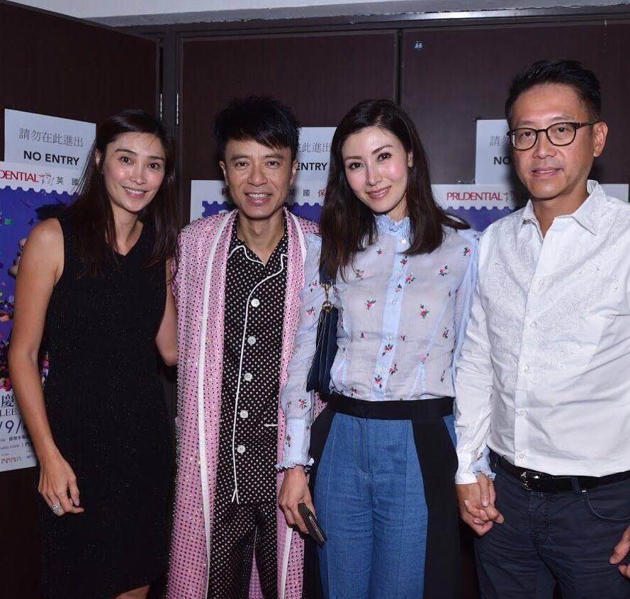 李嘉欣罕见参加豪门派对,一身摇滚范高调秀性感,浓妆艳抹大变样_造型