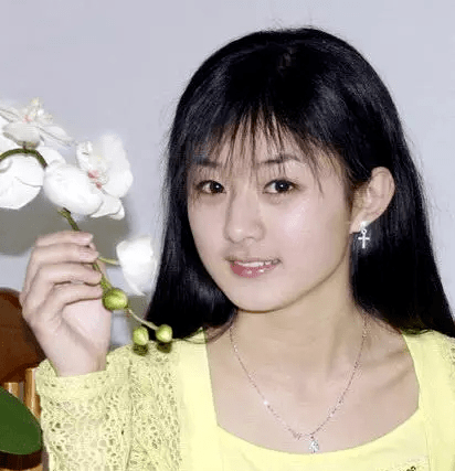 赵丽颖出任《与凤行》监制,演绎另类人生!_农村_一角_角色