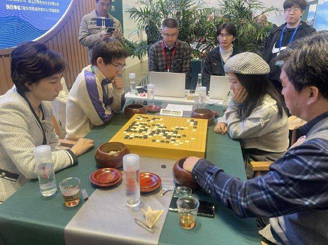 围棋王锐美照图片