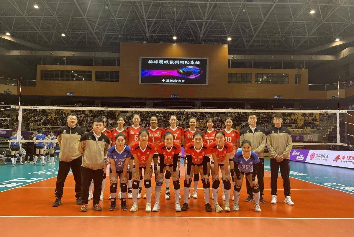 孙小轩和武奇科娃同为19分;江西女排:贝尔22分,李晨瑄11分