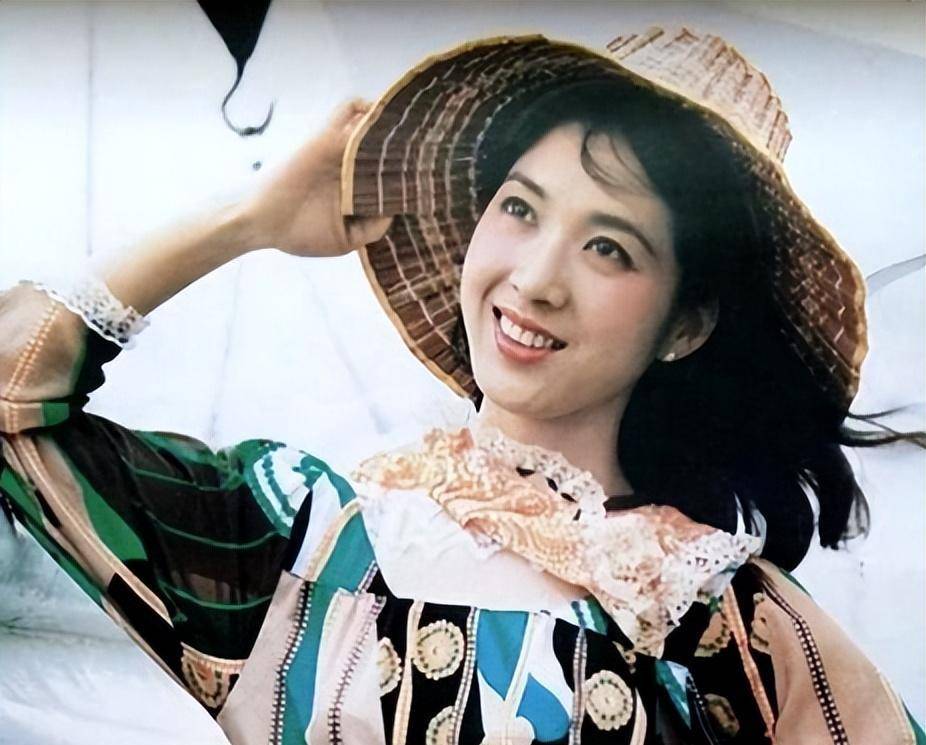 "傲慢"的张铁林终于为自己的"傲慢"付出了代价_宫雪_侯俊杰_女孩子