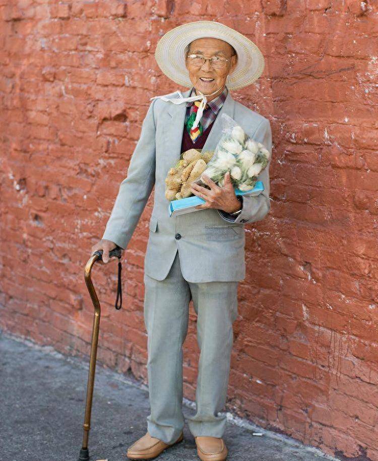 看看上海老爷爷穿成这样,精神不胖_气质_衣服_体型