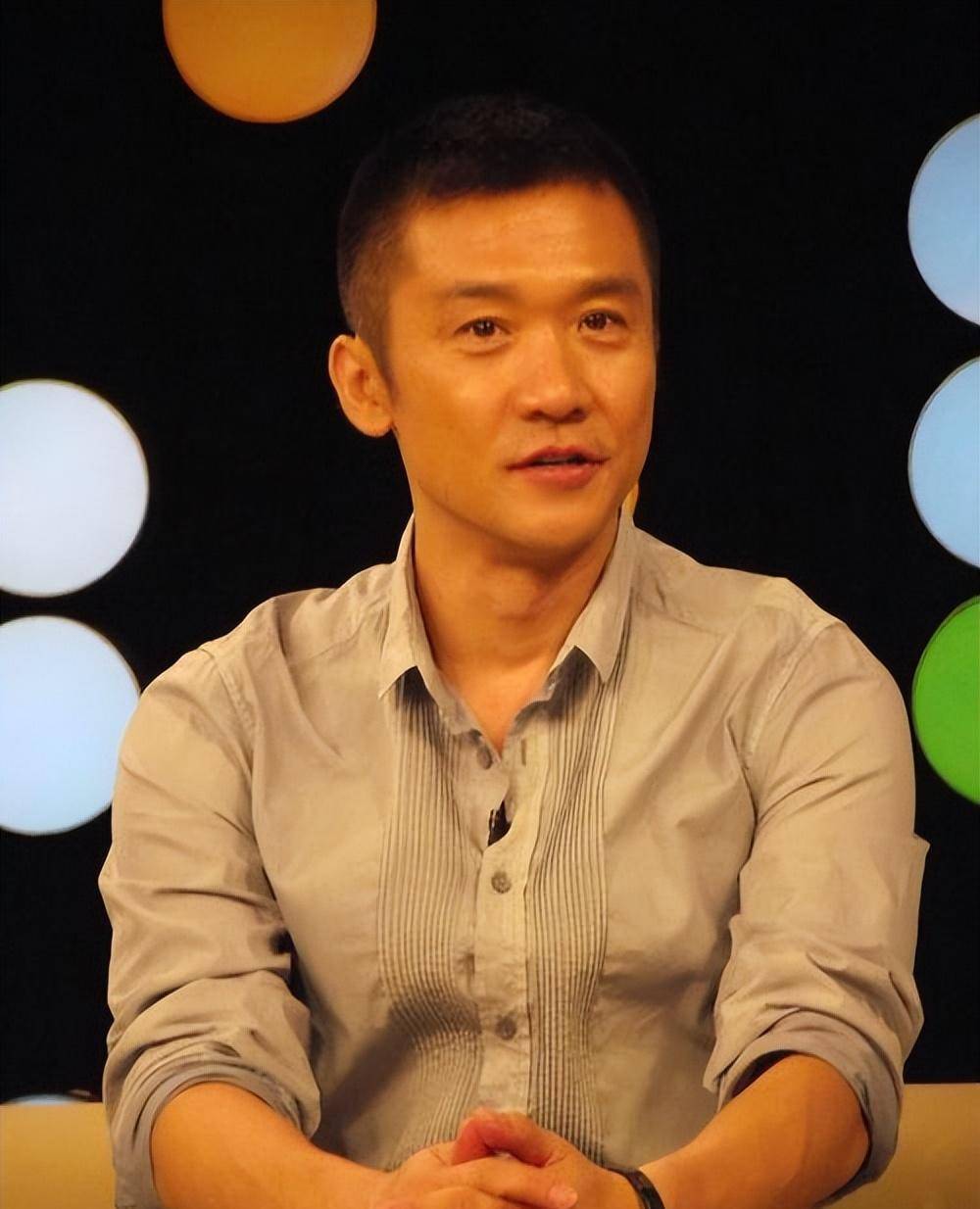 与黄志忠离婚后带着儿子嫁小丈夫,10年过去,才知道她的报复有多狠