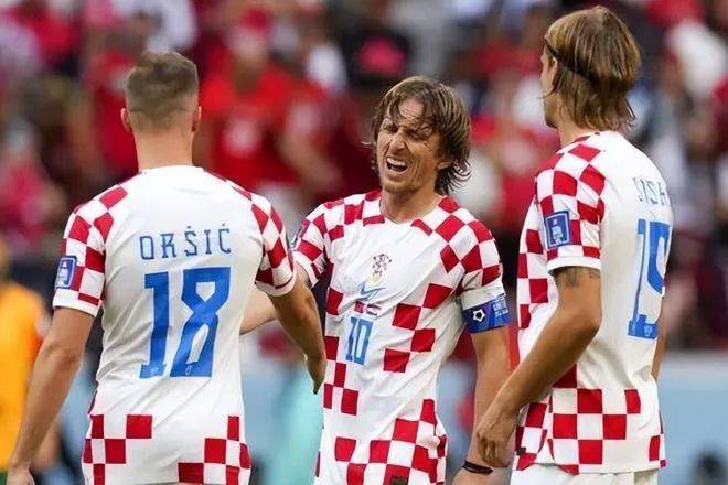 锋线方面经验丰富的克拉玛利奇依然为球队在攻城拔寨中发挥出色,老将