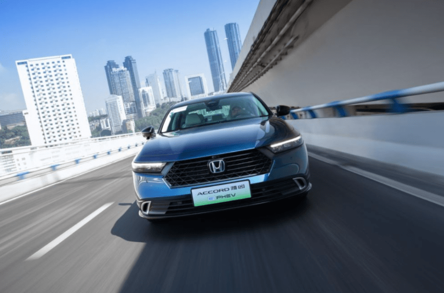 你永远可以相信广汽本田!插混突破续航极限,综合油耗不到2l?