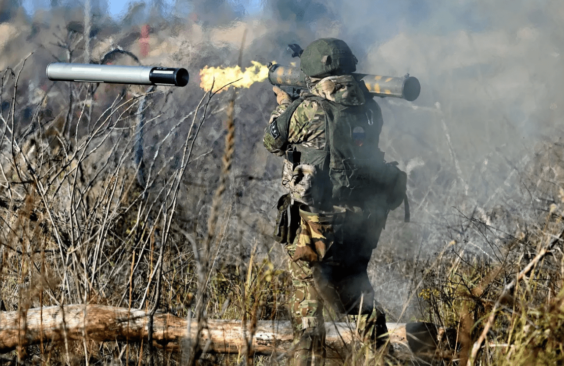 俄軍在紅利曼方向壓制烏軍約30個炮兵編隊,烏方損失約100人_丘克_成功