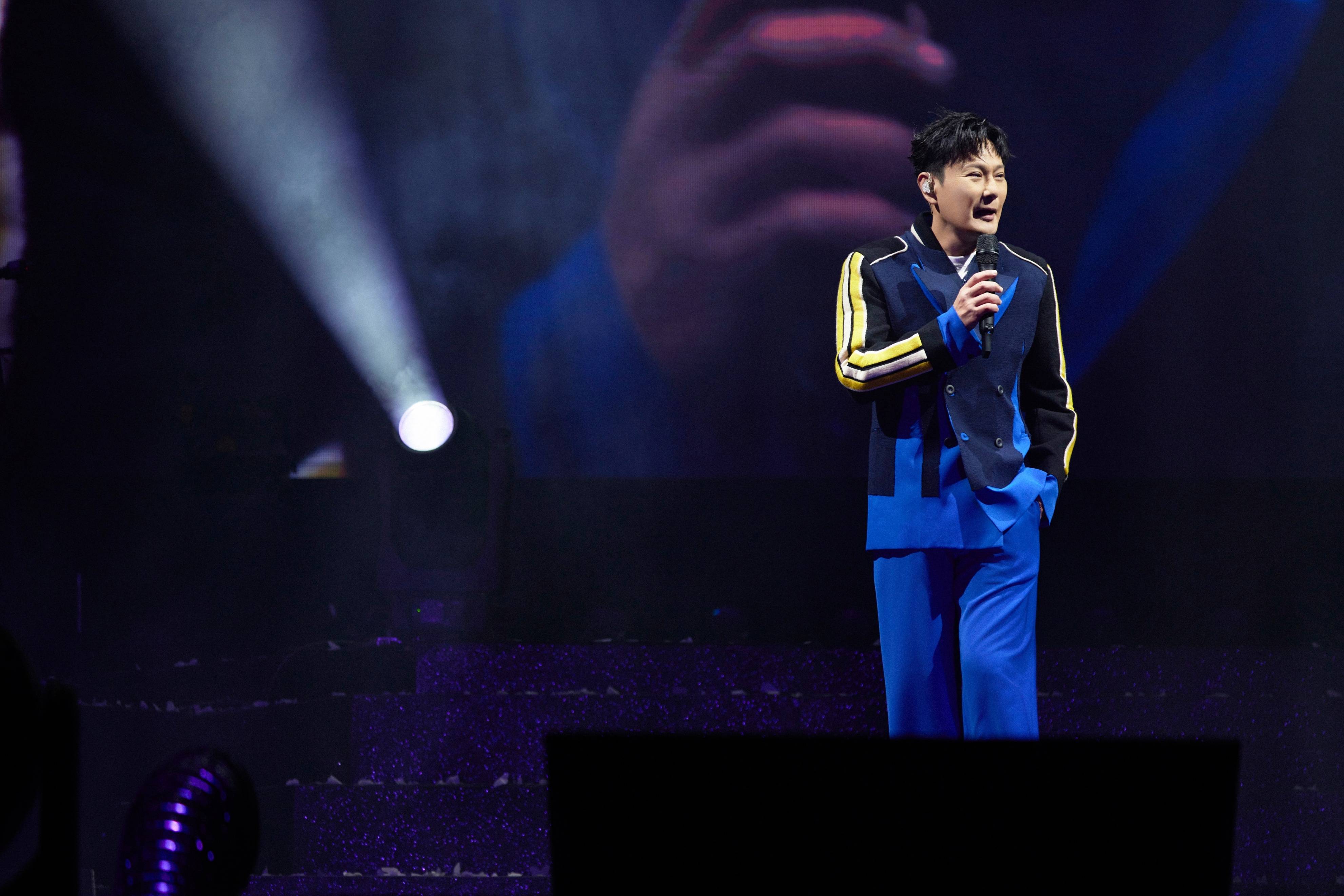 张信哲湖州开唱第一人,未来式2.0音乐梦想不止,未来可期