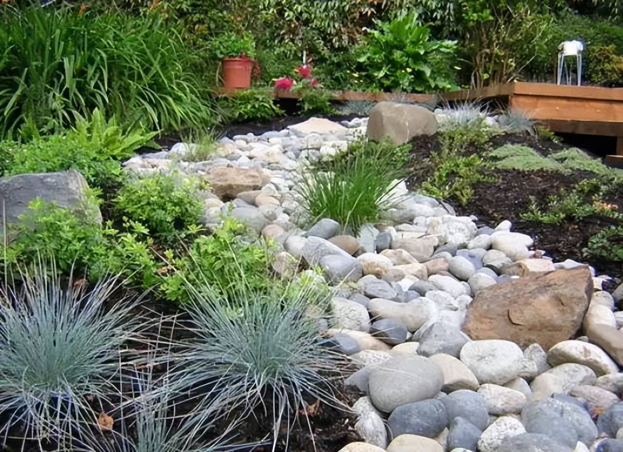 庭院旱溪景观怎么做?其实很简单哦~_水景_时候_素土