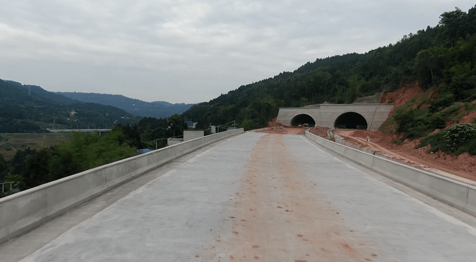 据了解,中江g350线扩建工程项目路线起于中江大英界胜利桥,经仓山镇