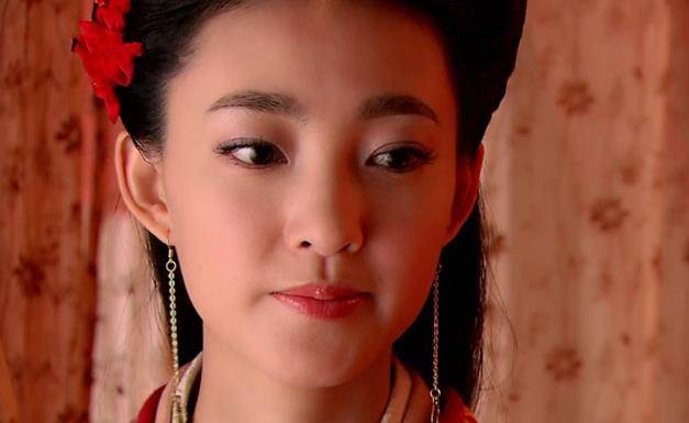 "夜光麻将"让她百口莫辩,一蹶不振的王丽坤,还能回到过去吗?