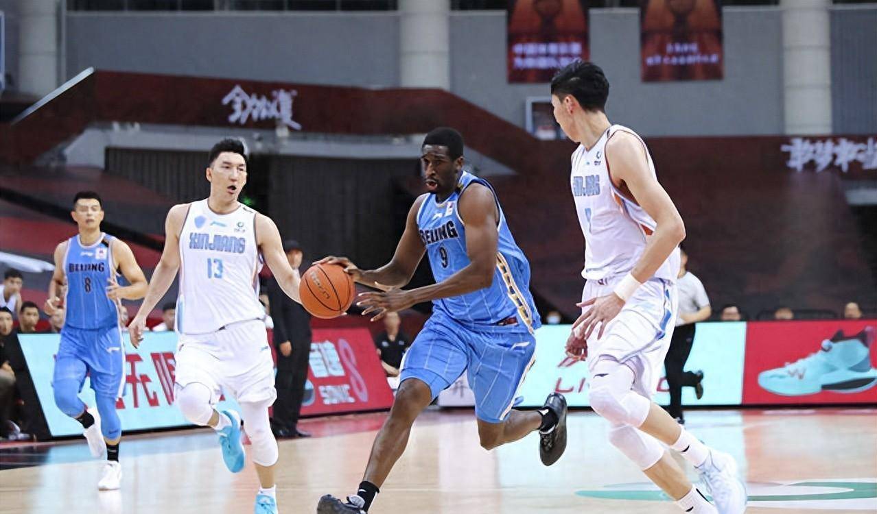 cba补赛:北控男篮主场105:112不敌新疆,排名第八收官首阶段_比赛_球员