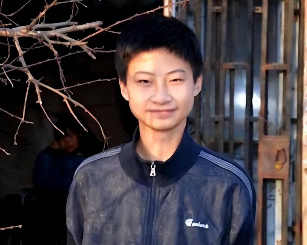 庞众望最新露面改变大,越来越像郭晶晶,事业和爱情双丰收_女友_学子