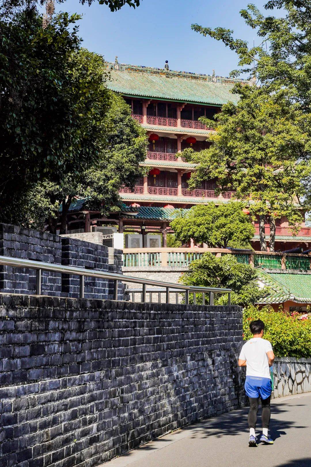 公园,充满神秘,有明代古城墙和因梦而建的五层楼_越秀山_镇海楼_佛山