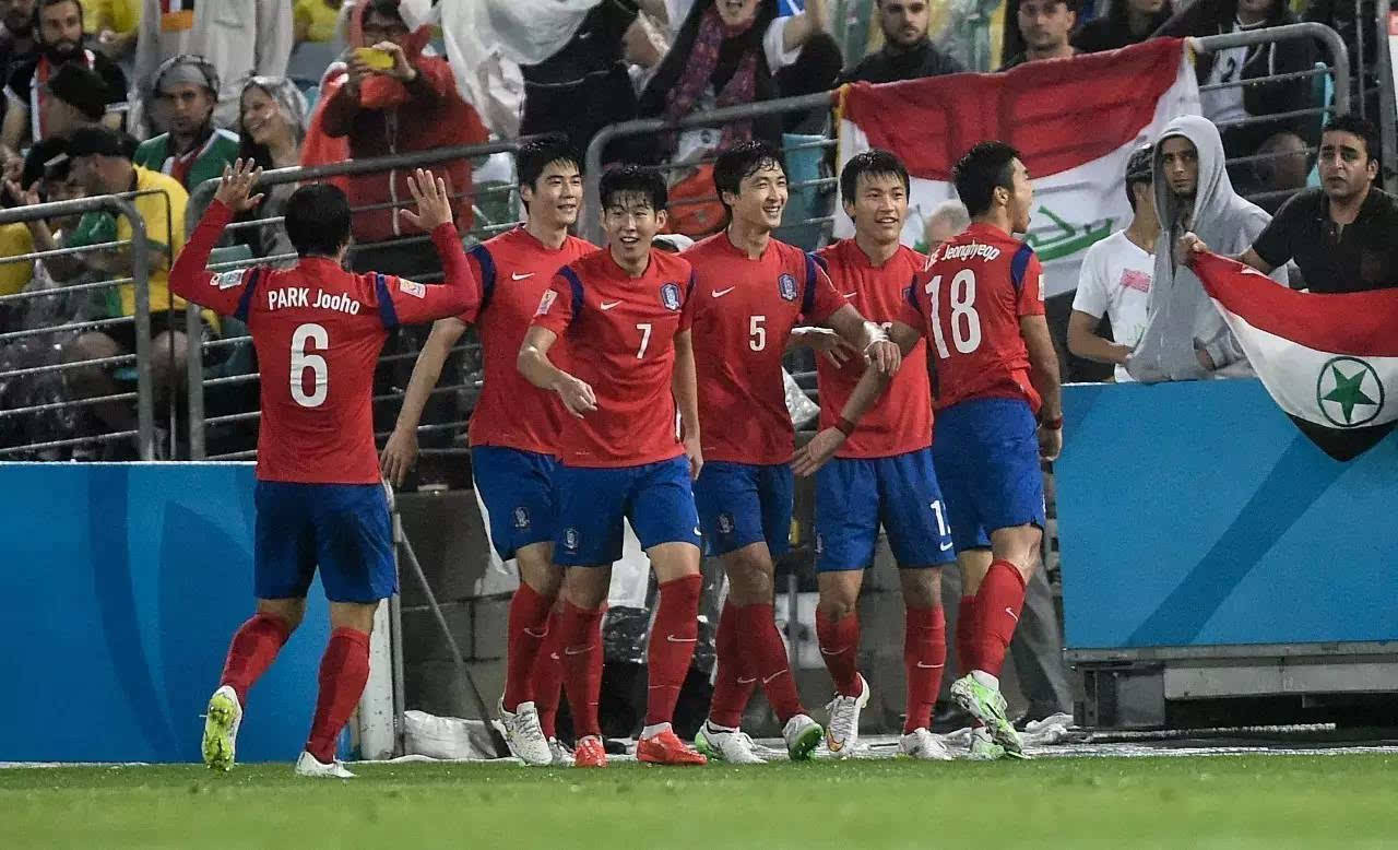 国足vs韩国长沙比赛