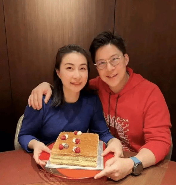 梁洛施健身热情高涨,霍启刚郭晶晶甜蜜庆祝结婚11周年_生活_照片_留言