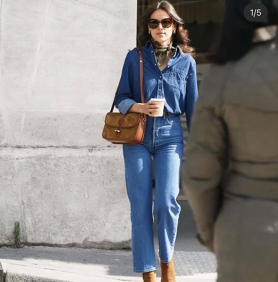 尤其是短衬衫和高腰裤的搭配,更能增加你的活力.