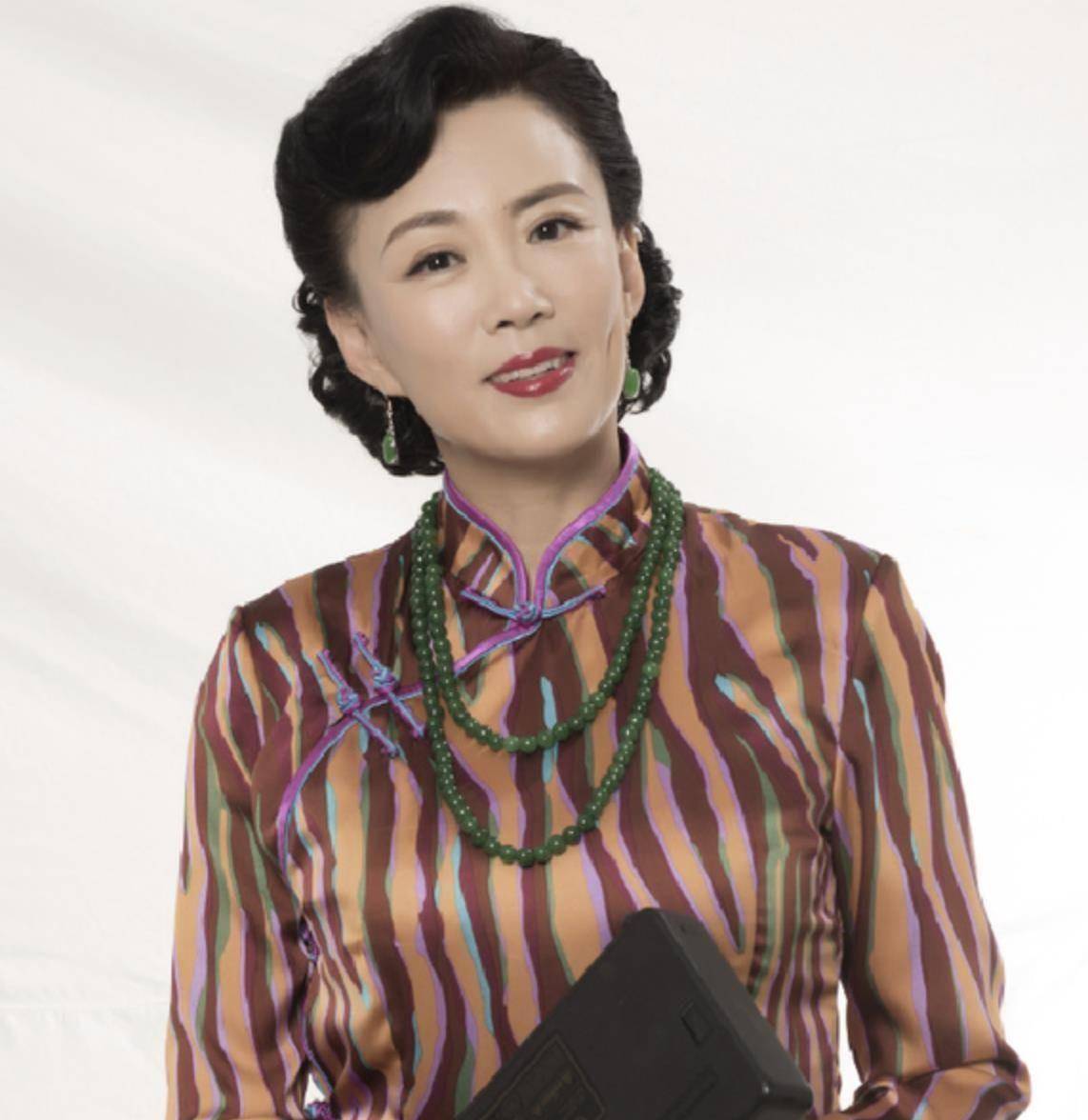 演员马丽:国家一级演员,被丈夫宠爱31年,戏红人不红也幸福_母亲_妻子