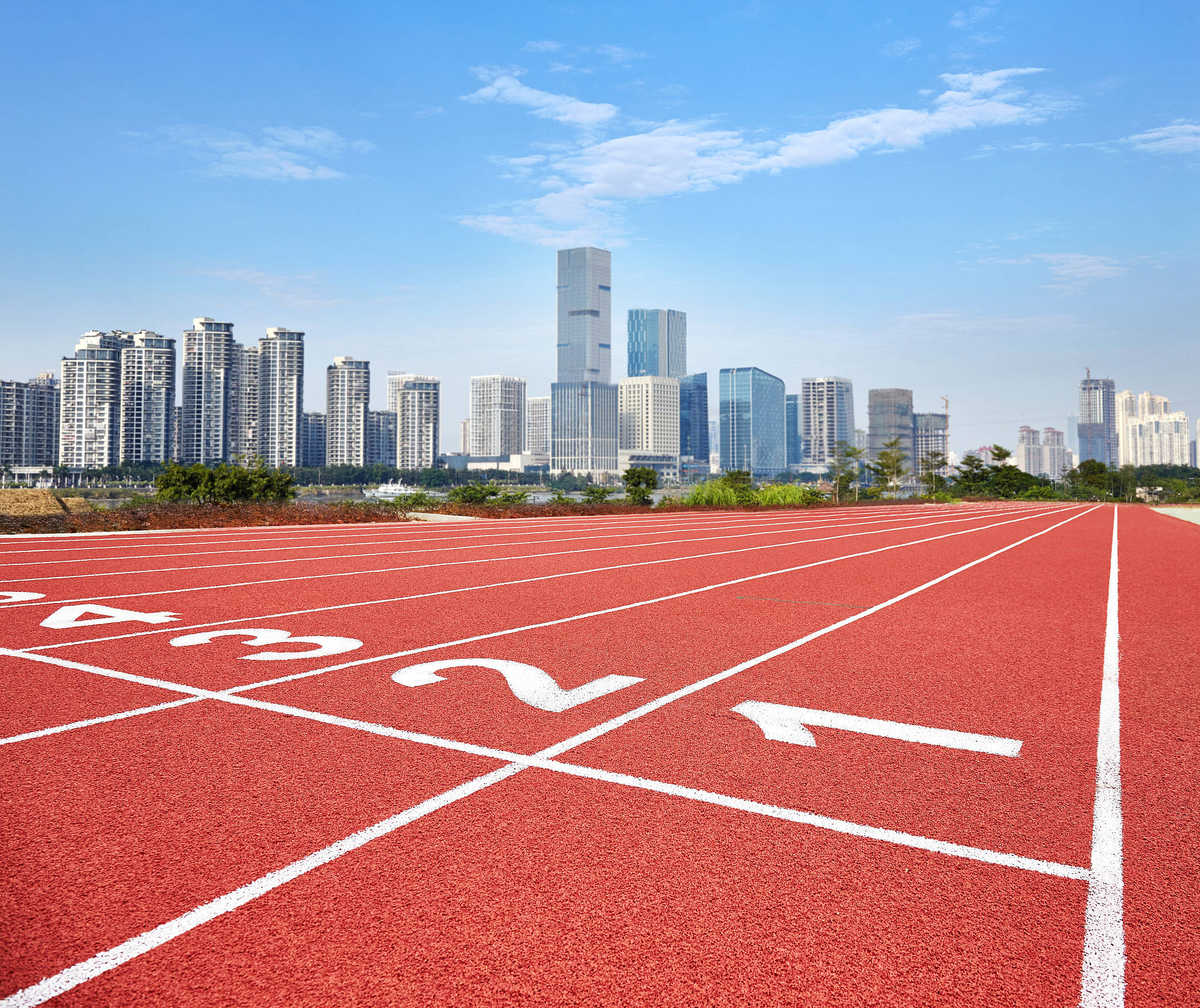 揭秘新国标塑胶跑道 标准