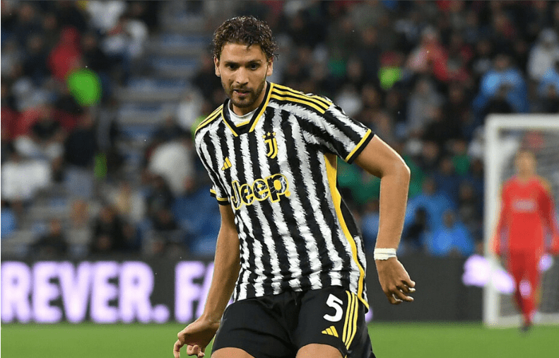 洛卡特利肋骨骨折 可能被迫穿着防护装备对阵国米_意大利_比赛_病情