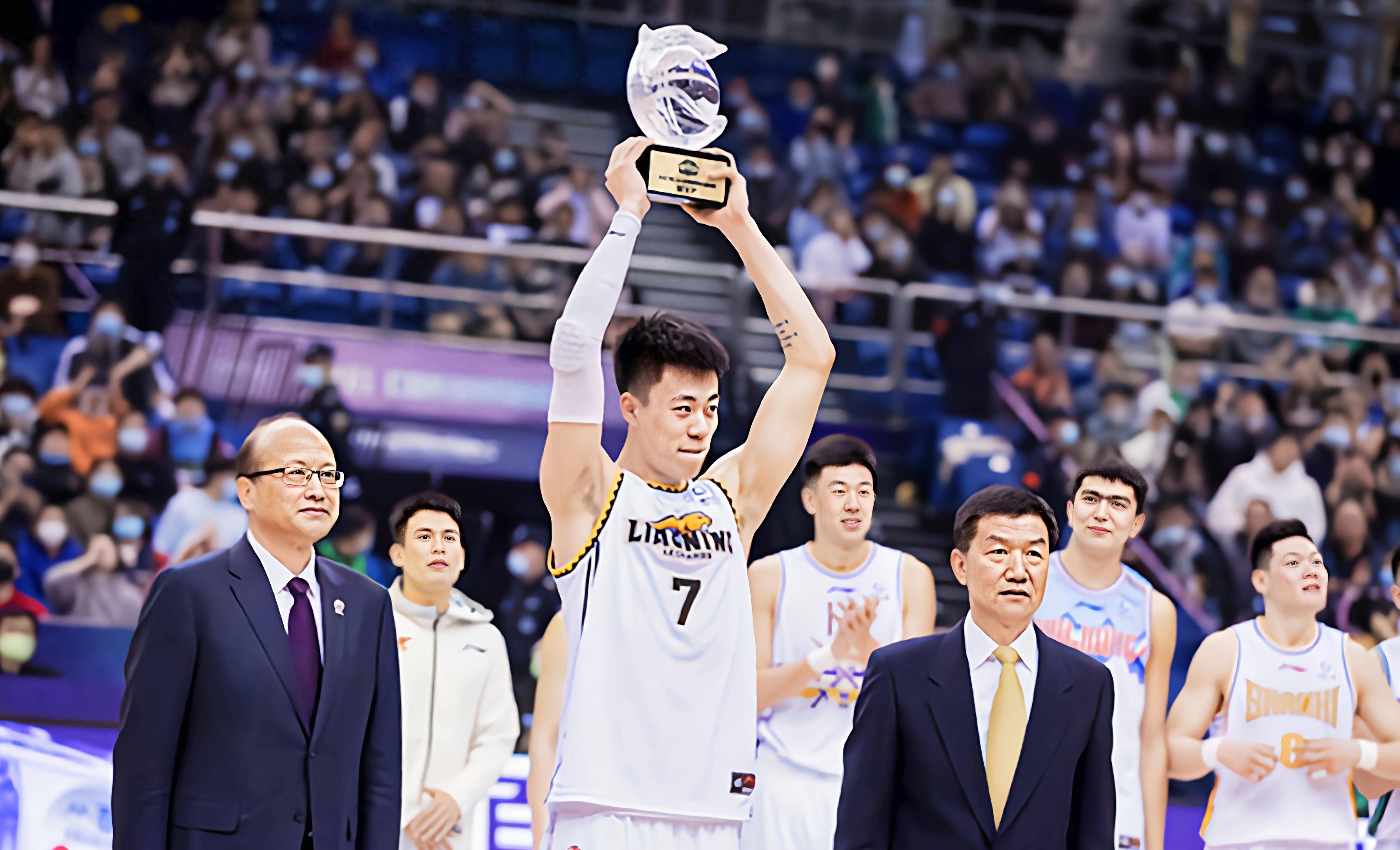 张镇麟并非败方mvp第一人,大巴开先河,姚明刘玉栋更离谱_历史_巴特尔