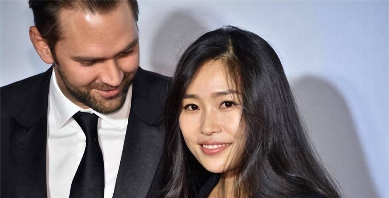 张末:两次目睹父亲张艺谋移情,母亲的悲剧在自己身上重演_肖华_巩俐