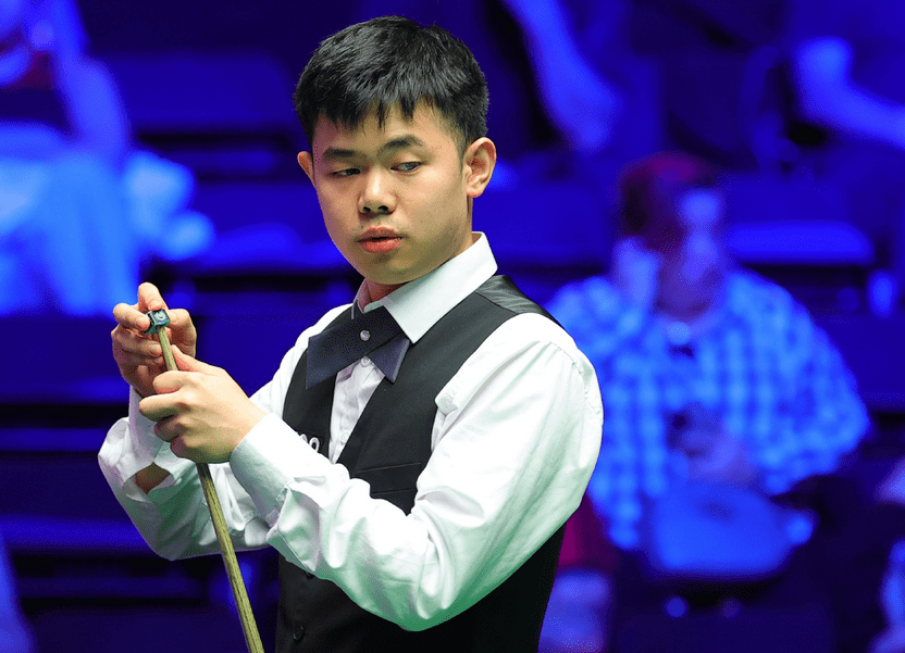 手感太火爆,6-3送别世界冠军,中国00后晋级正赛:狂轰三杆破百_袁思俊