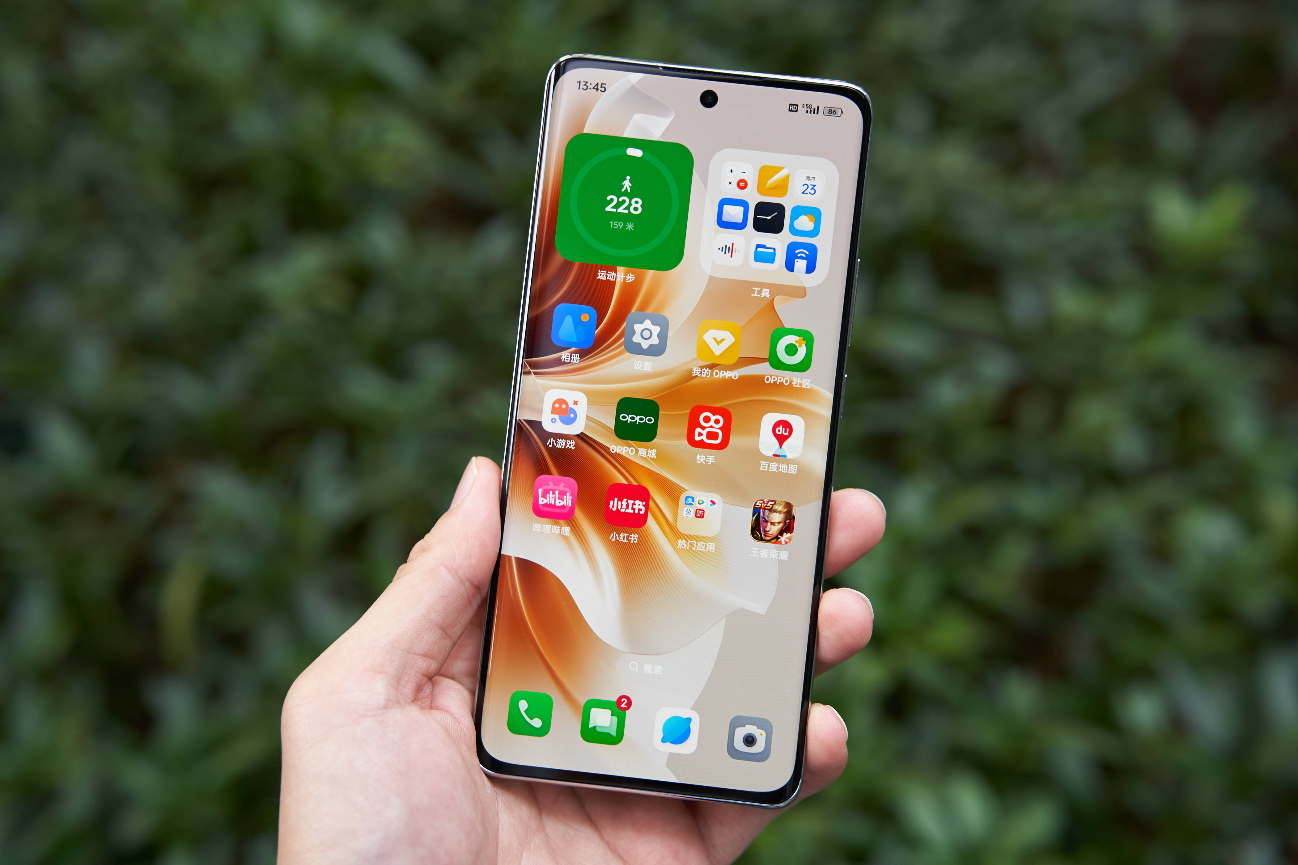 oppo reno11抢先上手:2499元能有这体验?_pro_机身_手感