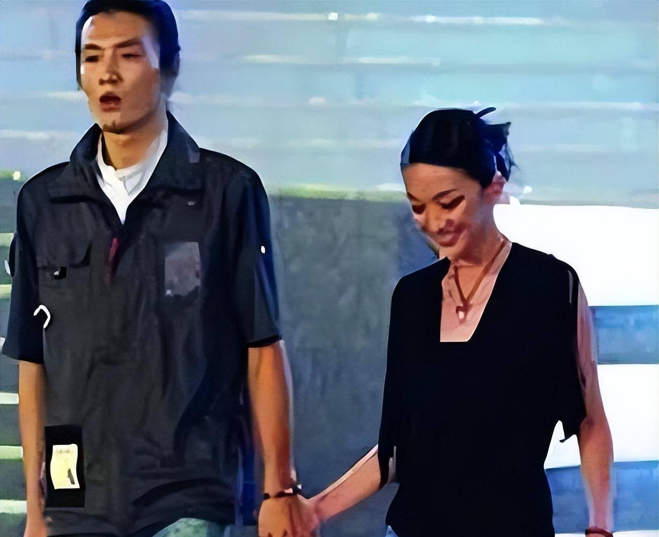 "醒醒吧,周迅!演技不是你的遮羞布_贾宏声_王硕_窦鹏