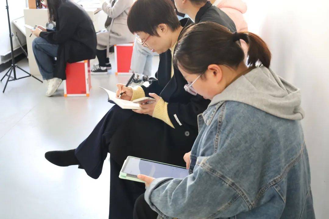 科技含量满满!海亮科技助力快阁苑小学打造智慧"教科节"