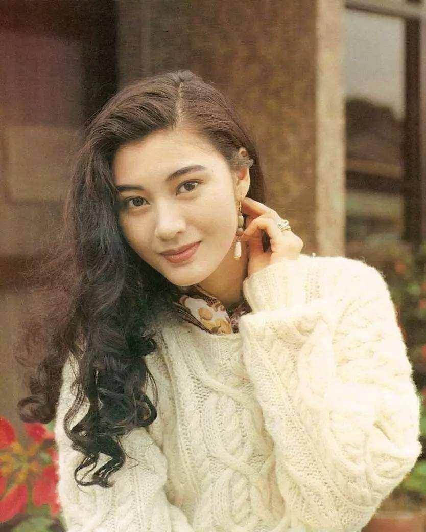 华语影视界明珠:王祖贤李嘉欣年轻时容颜惊艳,林青霞传奇之美_气质