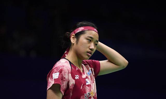 廷和玛利斯卡外,混双名将德杨/维德佳佳以0-2不敌韩国的金元昊/郑娜恩