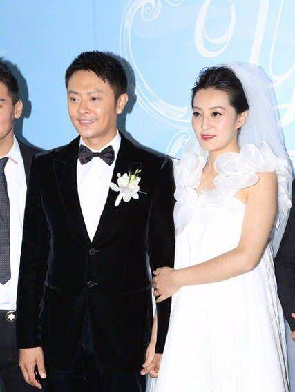 艺人印小天被五假美女骗婚损失千万,还失去了儿子_赵颖燕_父亲_母亲