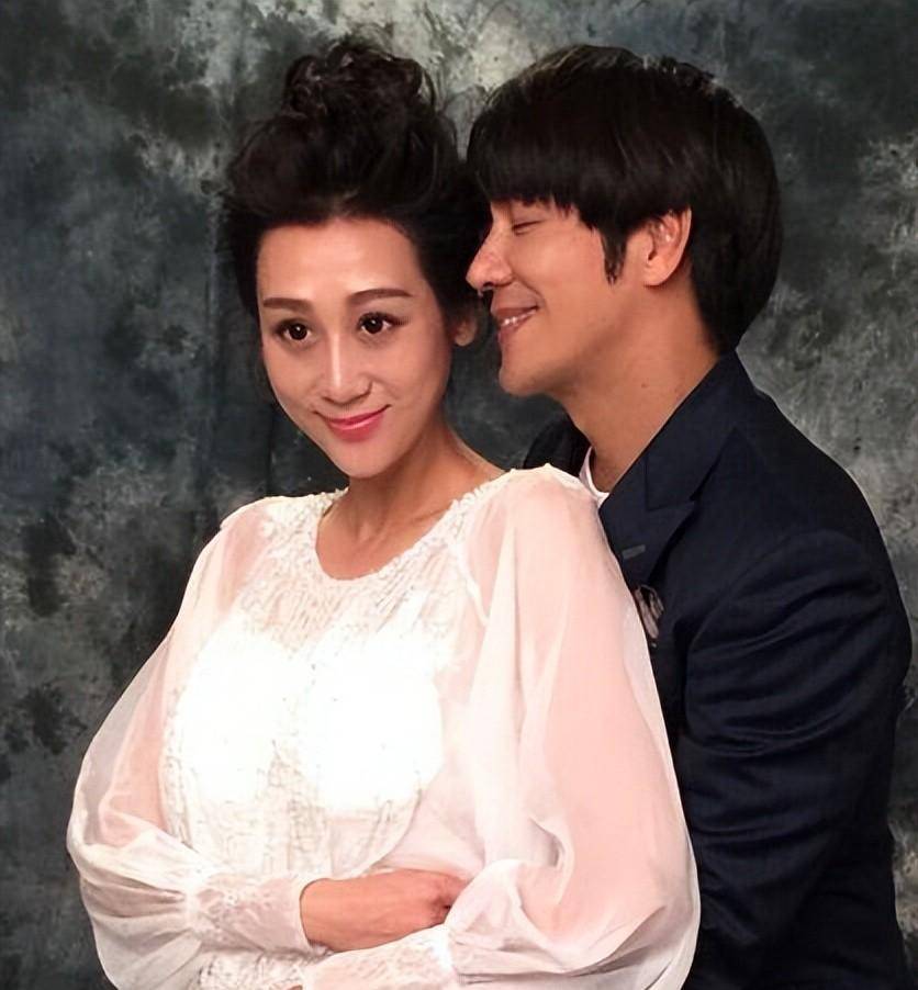 蒋丽莎:5年4胎从来不坐月子,如今38岁的她,老过54岁的丈夫_陈浩民