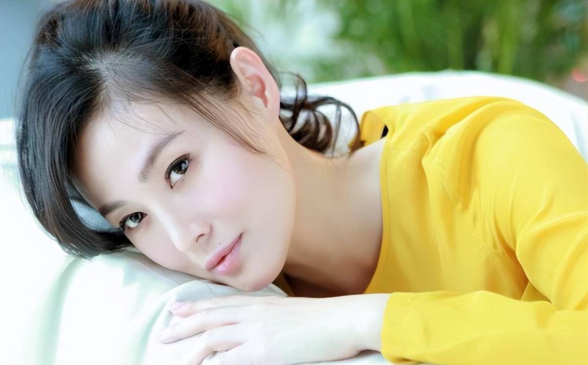 最美潘金莲做过第三者,闪婚闪离无儿无女,52岁被迫直播带货_王思懿