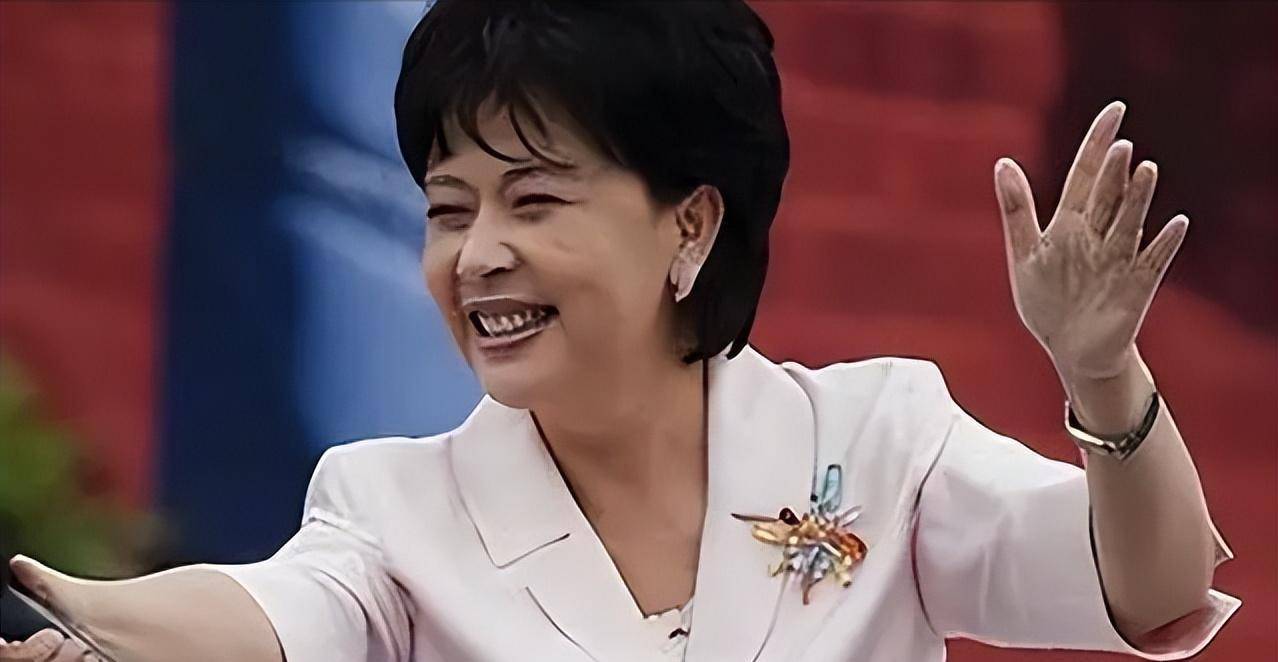她曾是央视最红的主持人,如今过着普通老太太生活_刘璐_事业_节目