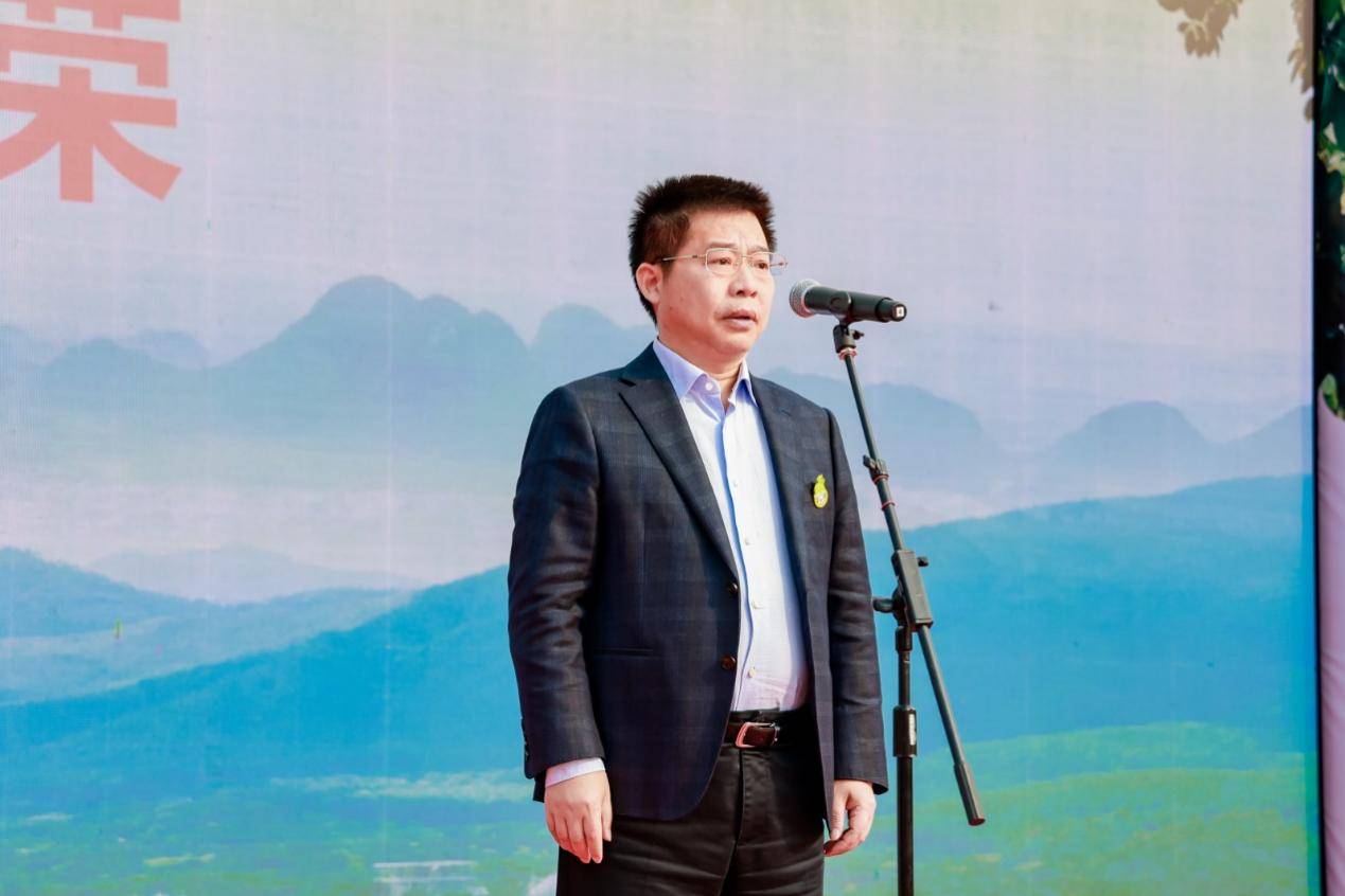 开幕式上,中共江永县委常委,副县长杨敏主持仪式,中共江永县委副书记