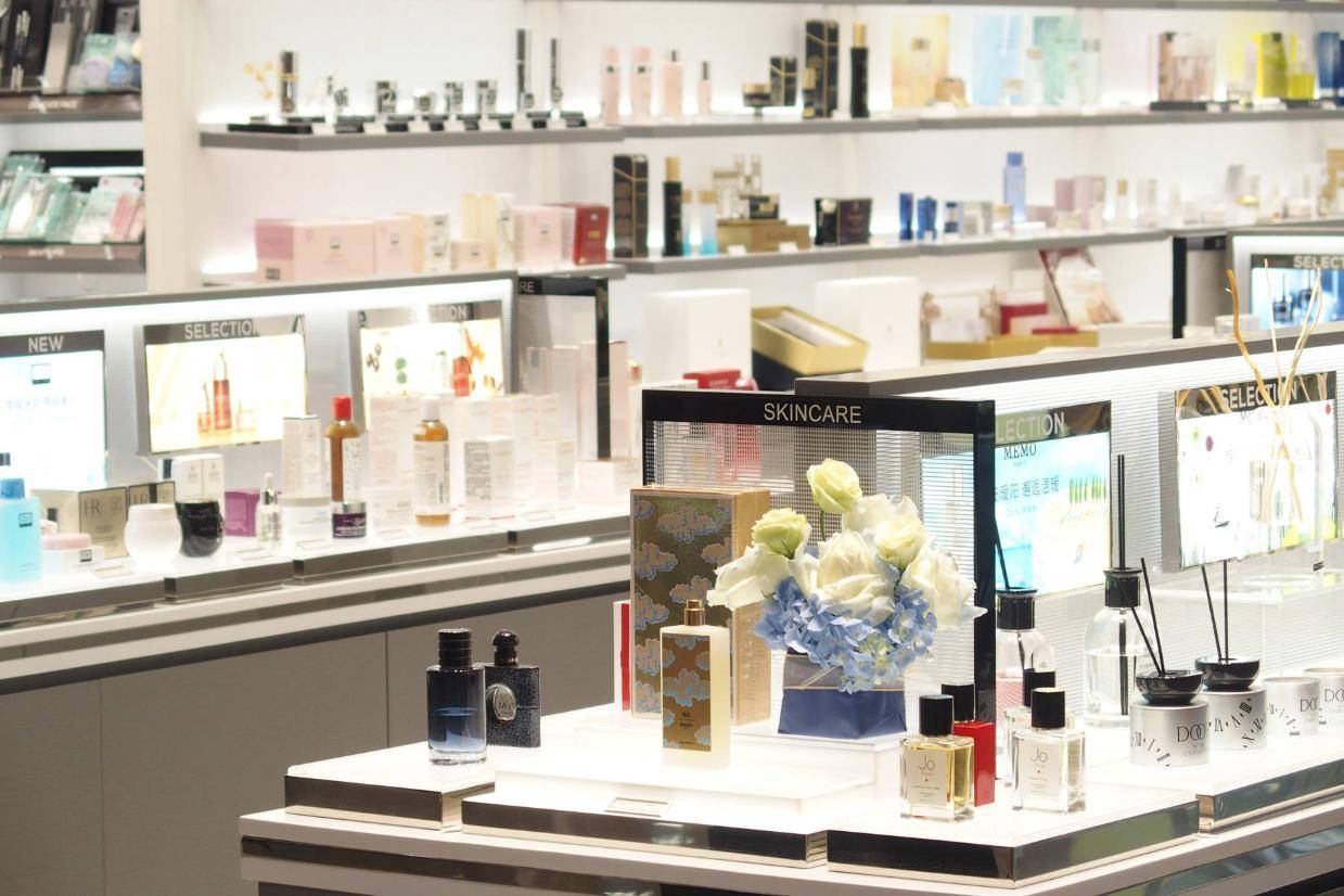 又一个美妆品牌顶不住了_搜狐网