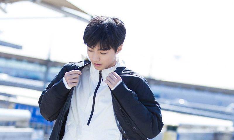 王俊凯在最高网民检察院录视频,王源回重庆,最终还是不一样了_发展