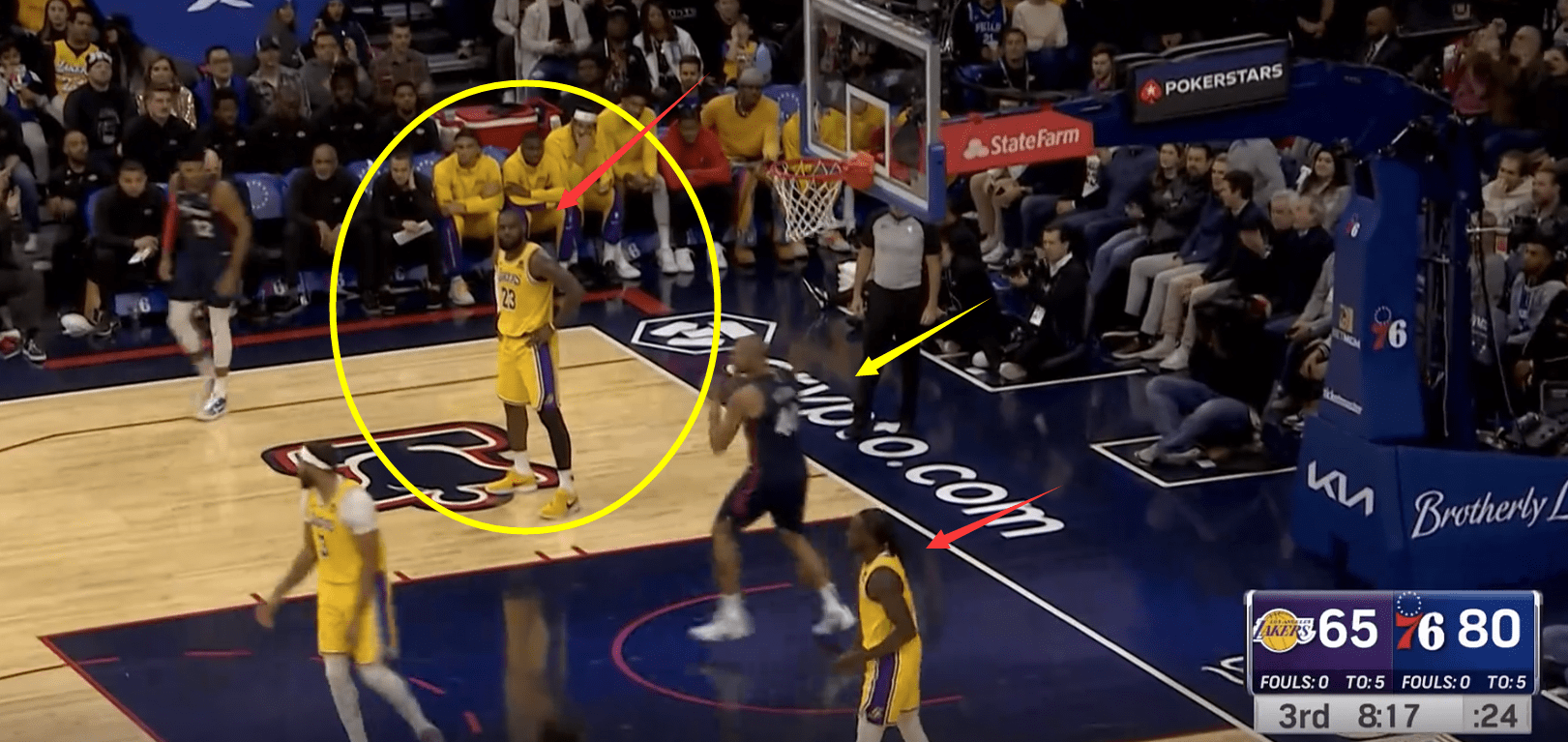 哈姆无能,詹姆斯亲自出手,通过240秒3次叉腰,揪出湖人三位罪人_浓眉