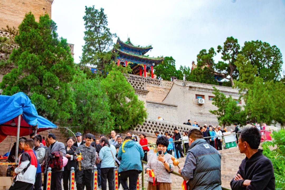 《孙同学榆林漫游记》46 | 香炉寺内探清幽,白云山上多灵秀!