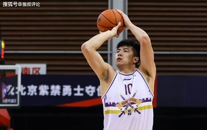 王少杰的cba职业生涯属于高开低走的状态,马布里短时间把他送到北控