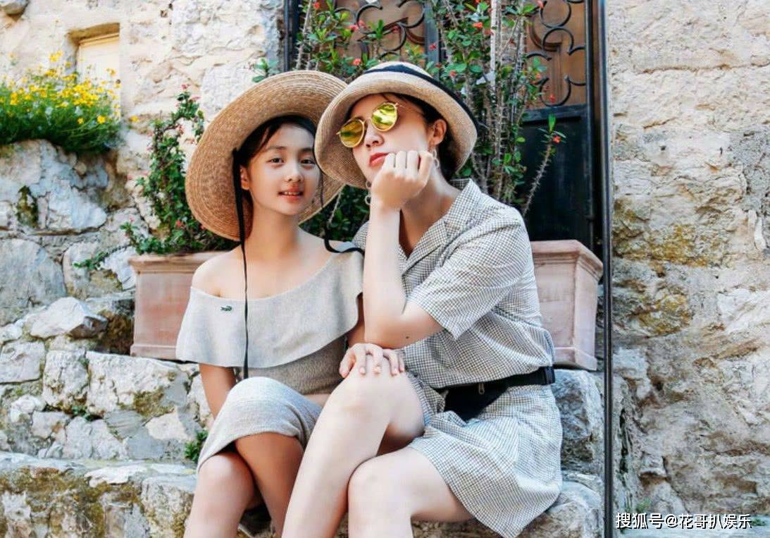 过分成熟装扮惹人深思,被质疑过早催熟_黄磊_孩子_孙莉